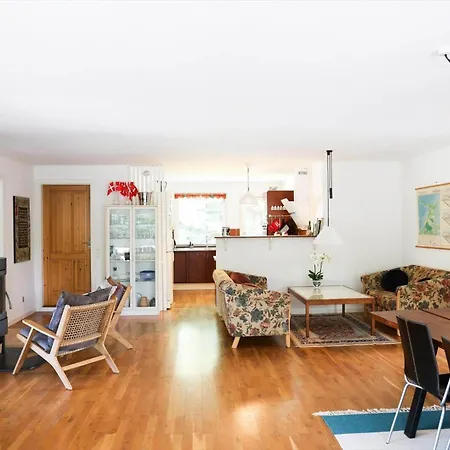 Дом отдыха 16600-1-farevejle-brombaervej-6 *