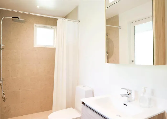 16600-1-farevejle-brombaervej-6 * Фаревейле